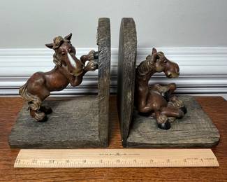 K33 - $35. Montana Silversmiths Elmer Horses Laying Reclining Vintage Western Bookends.