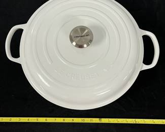S10 - $225. Le Creuset #32. 5qt Braiser in White. Excellent Condition. Stainless knob.