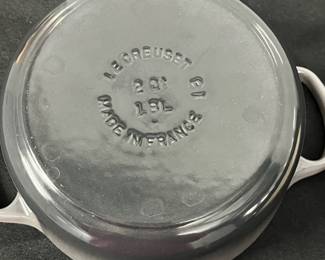 S14 - $175. Le Creuset #18 2qt. French Oven (in French Grey or Oyster?) . Excellent Condition.