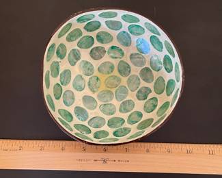 K16 - $25. Set of 4 Hatteras Bowls made from coconut shells and lined with mother of pearl.