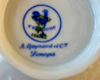 Label on cups and saucers