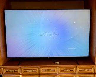 Samsung 82" QLED TV 2021