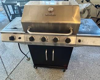Charbroil gas grill