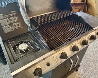 Side burner Char Broil grill
