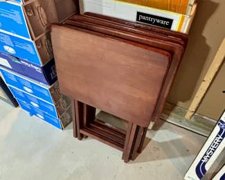 TV trays includes stand new in box