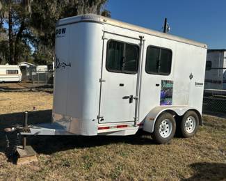 001 Shadow Stable Mate Horse Trailer
