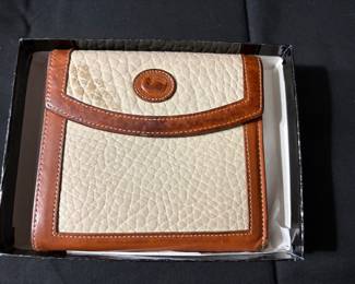 Vintage Dooney & Bourke wallet 