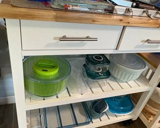 Kitchen Gadgets and Tools Lot with Simplehuman and Hefty Trash Cans fifth image