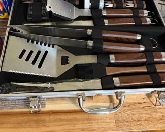 Kitchen Gadgets and Tools Lot with Simplehuman and Hefty Trash Cans fourth image