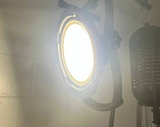 Black PAR Stage Lighting Fixture second image