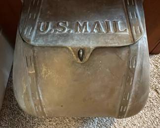 Vintage Brass U.S. MAIL Saddlebag Mailbox