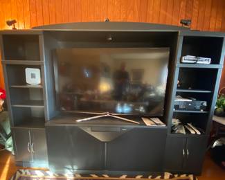 Large Medallion brand entertainment cabinet & shelves