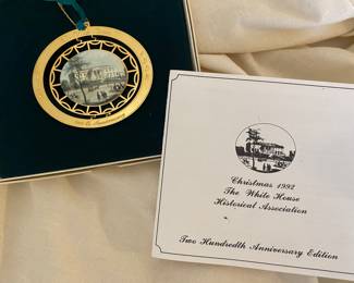 A 1992 White House Christmas ornament from the White House Historical Association, part of the Two Hundredth Anniversary Edition