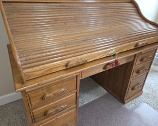 Rolltop desk