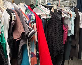 Lots of clothing - Name brands including Athleta & more