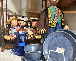 Madam Alexander 3 Little Pigs, custom made Dishwate