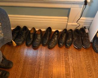 Men's dress shoes