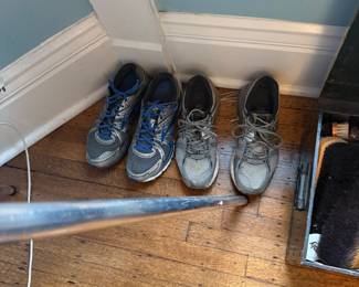 Men's shoes size 10  - 11