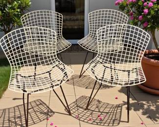 Pair Of Mid Century Modern Classic Wire ChairsBertoia