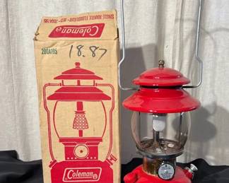 Vintage Coleman 200A195 Single Mantle Lantern with Box