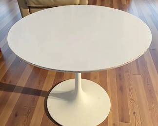 Burke Mid Century Modern Tulip Table