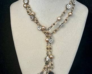 Kaari Meng Design Necklace