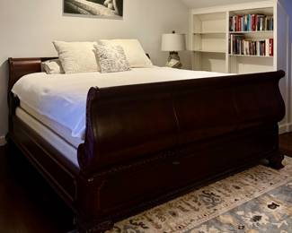 King Sleigh Bed