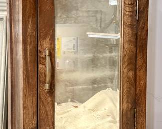 Hanging Wall/Medicine Cabinet