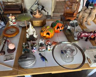 Vintage, household and collectable items