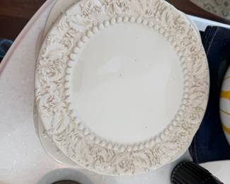 #34A - $164  - Roscher & Co. Collection eartenhware 28 pieces