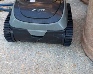 #79 - $220  - WYBOT pool cleaner / vacuum