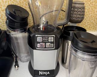 #28A - $48 - Ninja 1000W blender with accessories

