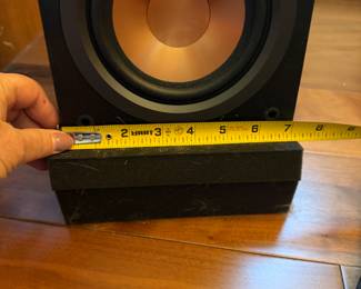 #67B - $92 - Klipsch R-15M speakers 7wx13t