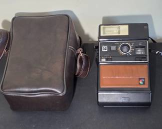	Kodak Instant Camera With Carrying Case