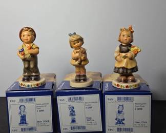 	Goebel Hummel Figurines With Boxes