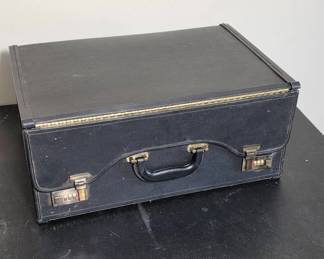 	Stebco Black Hard Shell Briefcase