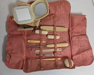 	Vintage Manicure Set in Folding Case