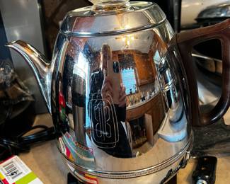 Vintage GE potbelly electric percolator