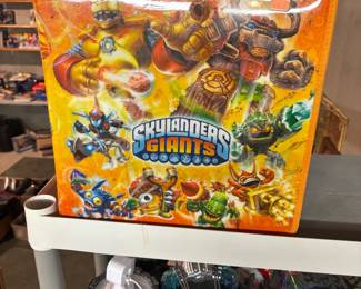 Skylander Collection 100's of characters & extra's