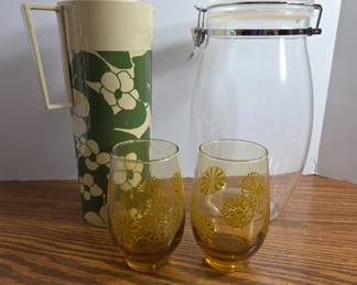 Aladdin Pitcher with Glasses and Jar