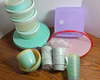 Tupperware Kitchenware Items