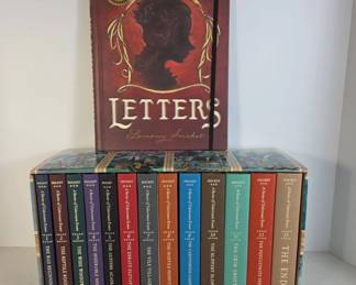 A Series of Unfortunate Events Box Set Plus Letter