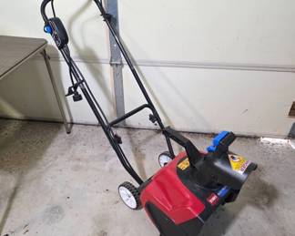 Toro 1500 Power Curve Snow Blower