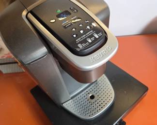 Keurig Coffee Maker With Pod Drawer