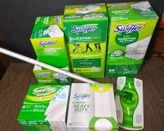 Swiffer Sweeper and Dry Cloths Cleaning Set