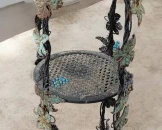 Outdoor Metal Ornamental Shelf Plant Holder