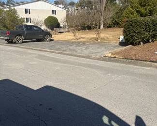 Add'l parking! Please be mindful of residences living in the complex and do not be a nuisance. 