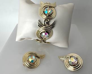 Sarah Coventry Aurora Swirl Bracelet and Earring Set
