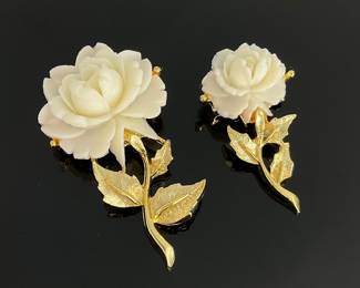 Carved Rose Brooch Set
