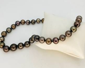 Tahitian Pearl Necklace